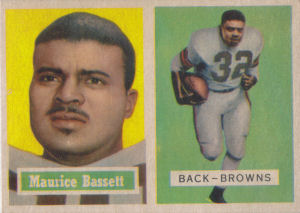 Maurice Bassett 1957 Topps #64 football card
