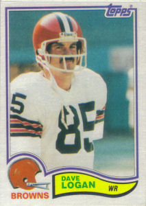 Dave Logan 1982 Topps #66 football card