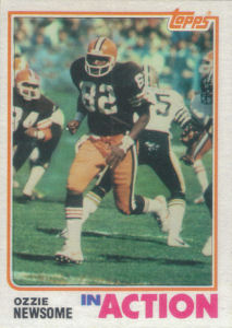 Ozzie Newsome In Action 1982 Topps #68 football card