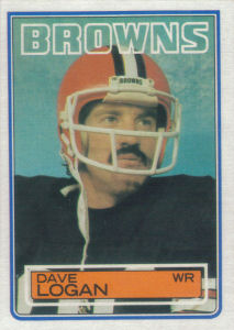 Dave Logan 1983 Topps #252 football card