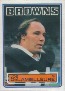 Joe DeLamielleure 1983 Topps #247 football card