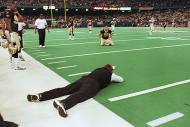 Saints Head Coach Mike Ditka's reaction after losing to the Browns 21-16 on a last second Hail Mary pass